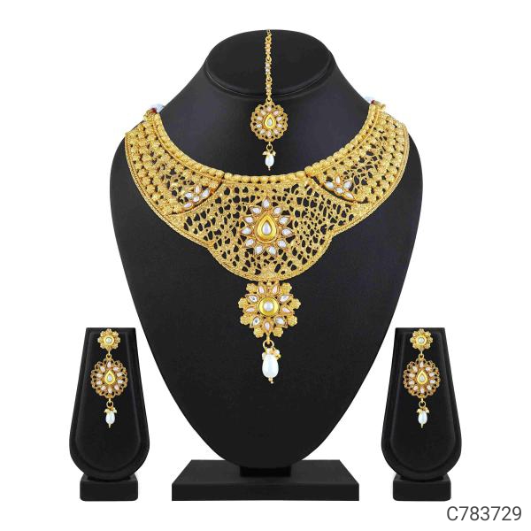 Asmitta Stunning Gold Plated Jewellery Set